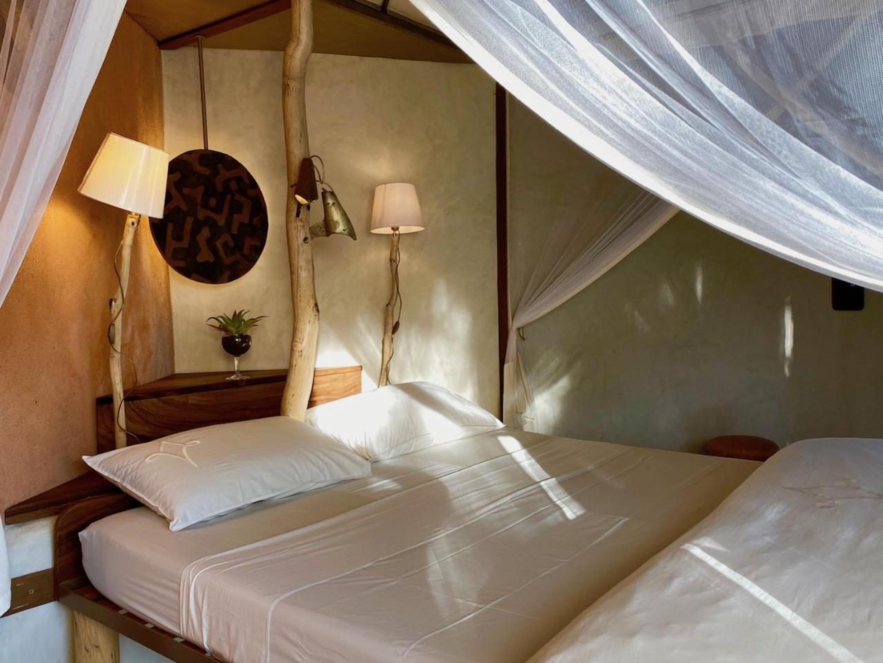Bakuba Lodge - Le Petit Hotel Du Voyageur Ankilibe Dış mekan fotoğraf