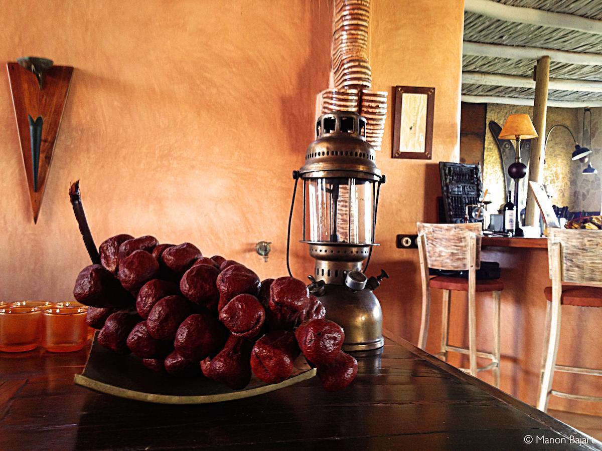 Bakuba Lodge - Le Petit Hotel Du Voyageur Ankilibe Dış mekan fotoğraf
