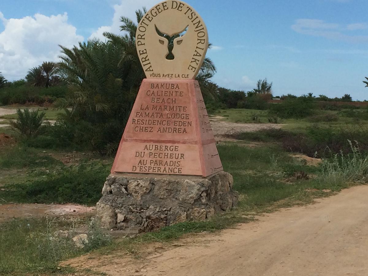 Bakuba Lodge - Le Petit Hotel Du Voyageur Ankilibe Dış mekan fotoğraf
