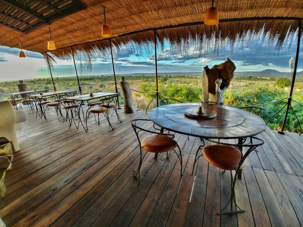 Bakuba Lodge - Le Petit Hotel Du Voyageur Ankilibe Dış mekan fotoğraf