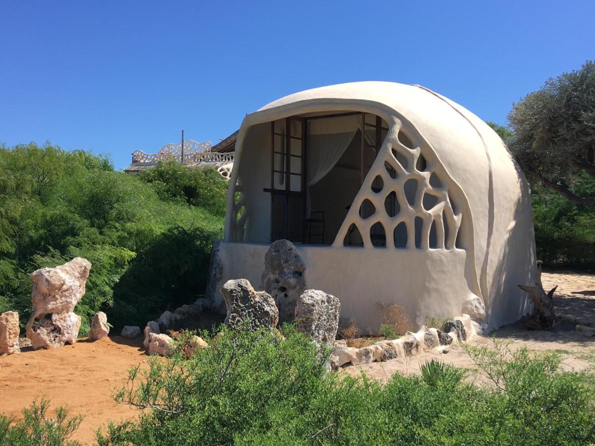 Bakuba Lodge - Le Petit Hotel Du Voyageur Ankilibe Dış mekan fotoğraf