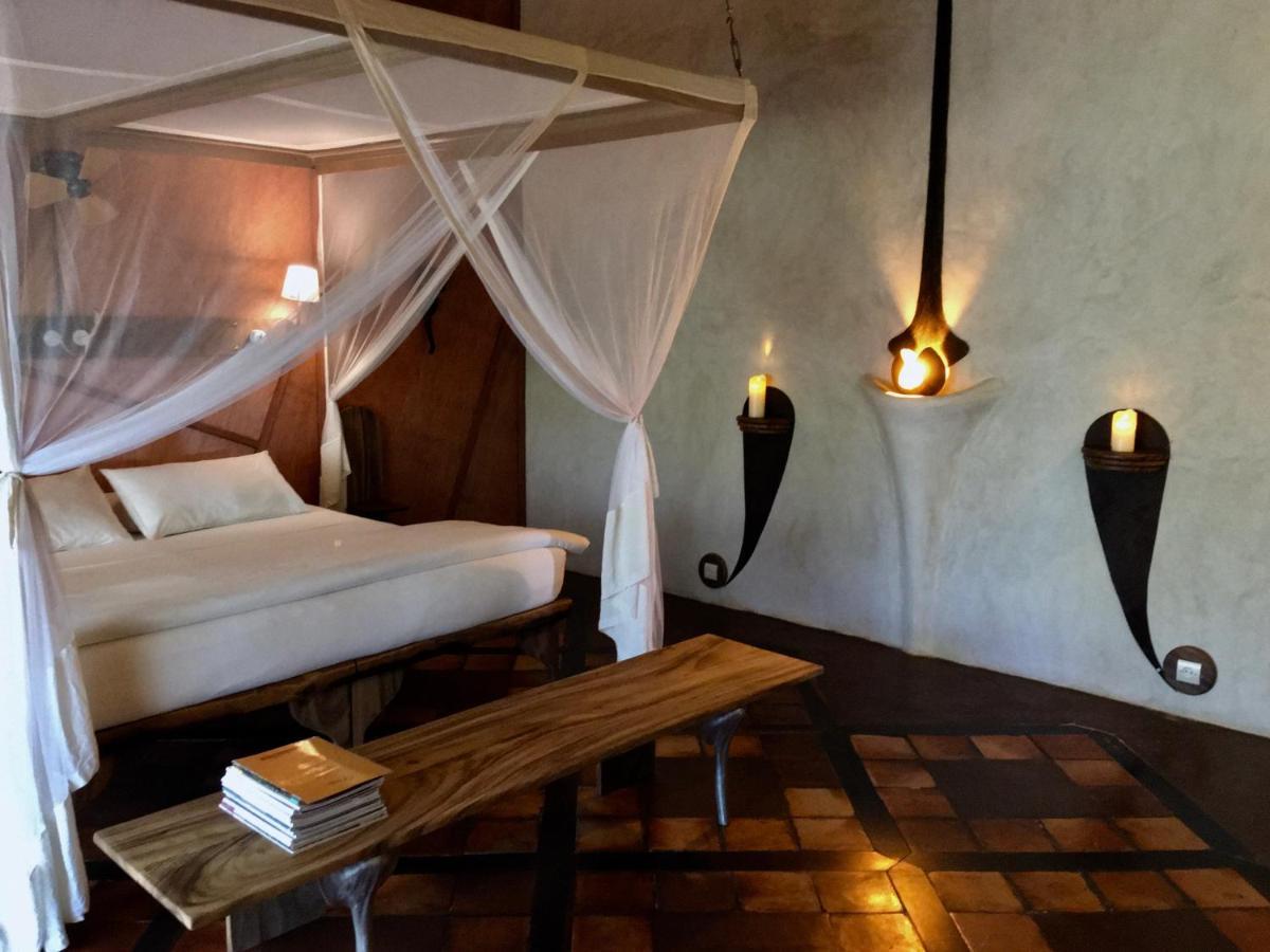Bakuba Lodge - Le Petit Hotel Du Voyageur Ankilibe Dış mekan fotoğraf